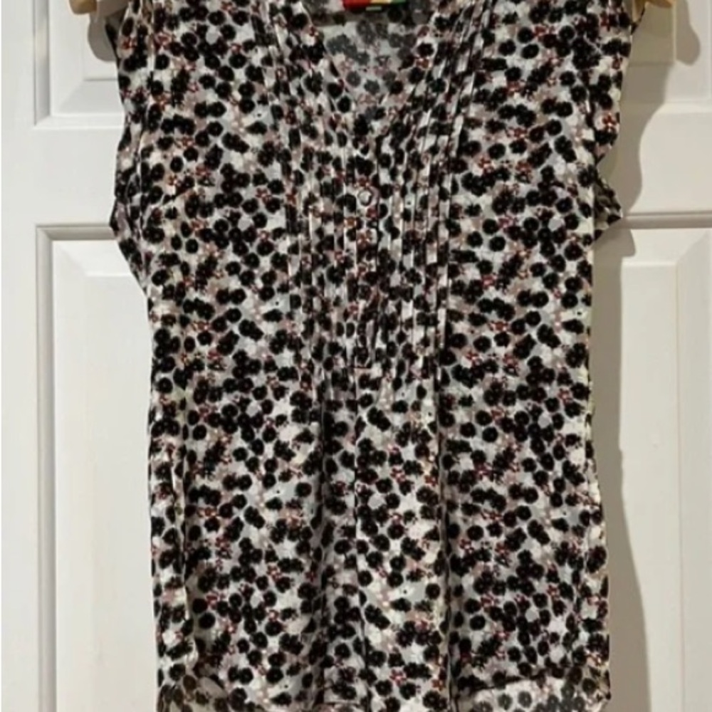 Floral Print Sleeveless Top